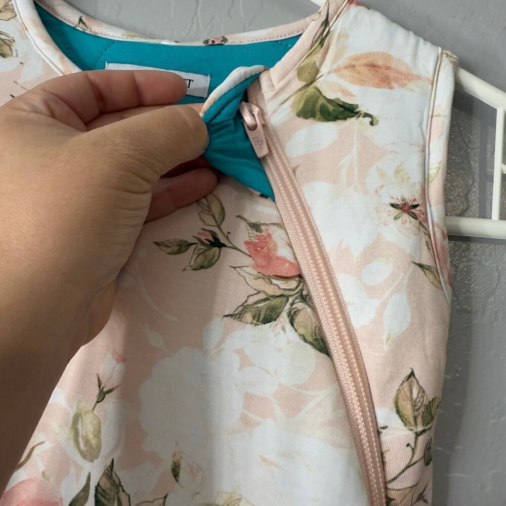Posh Peanut Sleep Sack, Vintage Pink Rose, 6-18M 1.0 TOG - Picture 7 of 8